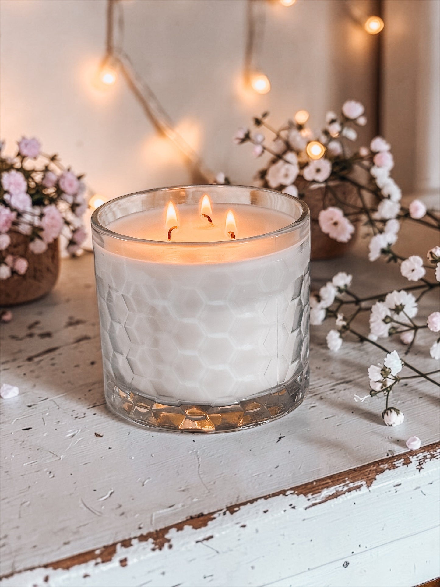 20 oz Honeycomb Soy Candle | 3 Wick Mothers Day Candle | Luxurious Spring Scents | Hand Poured Non Toxic Candles Soy candle Thegiftgalashop 