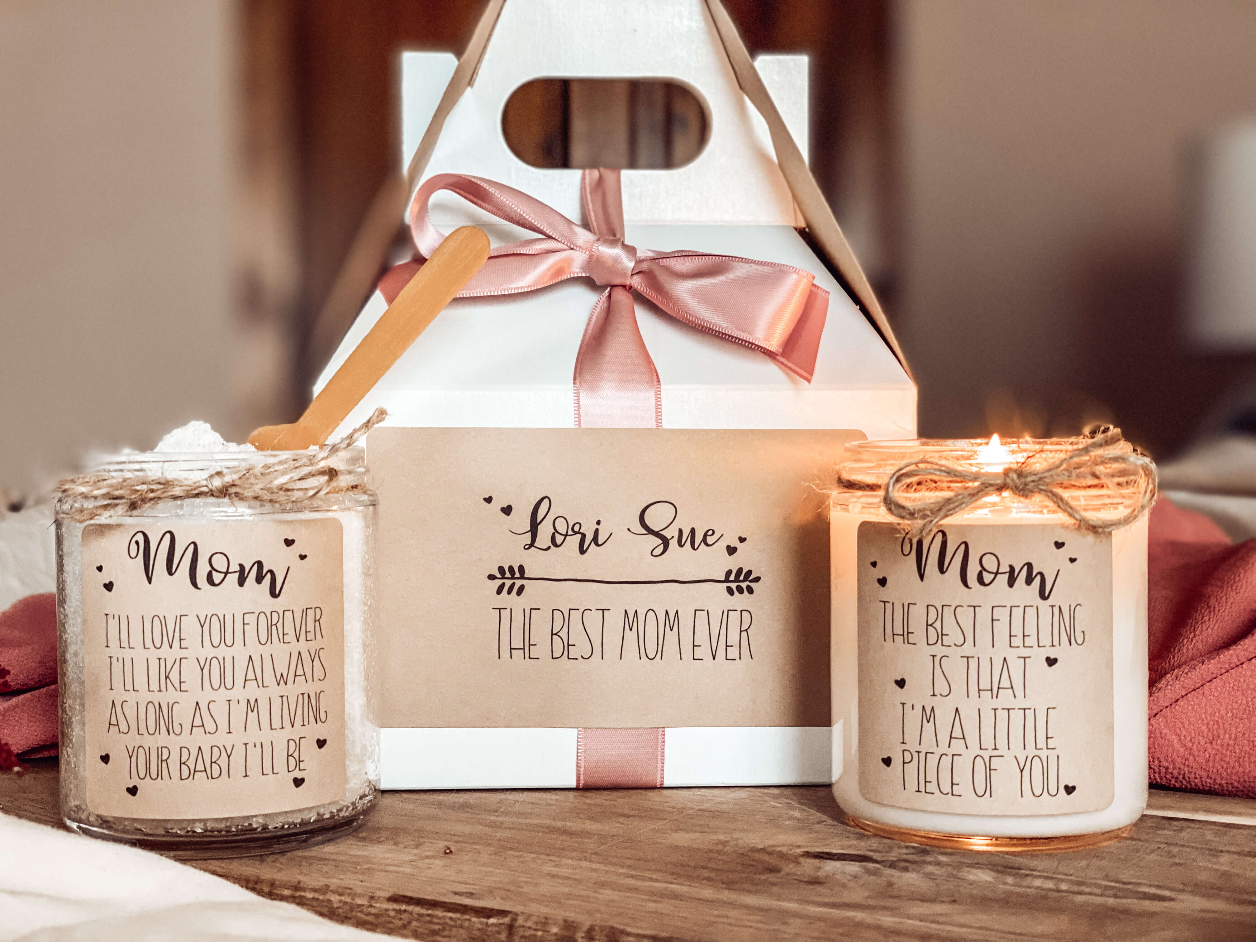 https://thegiftgalashop.com/cdn/shop/products/mothers-day-spa-set-mothers-day-gift-from-daughter-mom-gift-candle-favors-thegiftgalashop-130493.jpg?v=1649882950