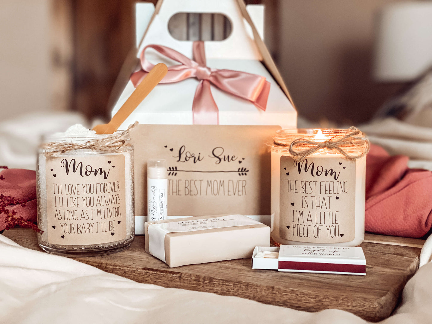 https://thegiftgalashop.com/cdn/shop/products/mothers-day-spa-set-mothers-day-gift-from-daughter-mom-gift-candle-favors-thegiftgalashop-600849_1445x.jpg?v=1649882941